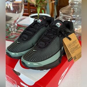 Nike Air Max DN Black Clay Green Cannon Men’s Size 9 DV3337-023 NEW